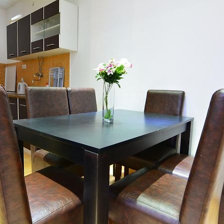 Lux Apartment In בלגרד מראה חיצוני תמונה